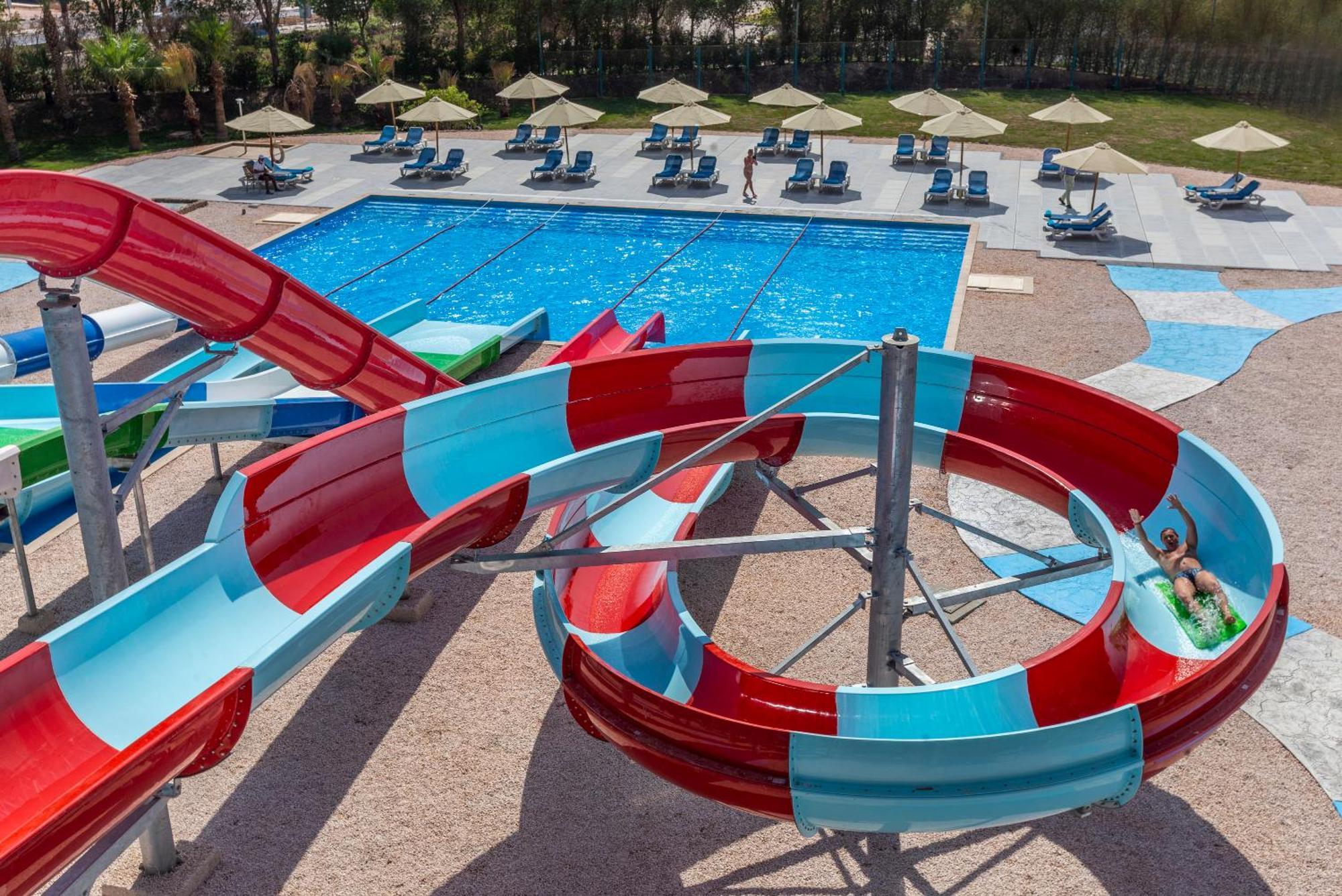 Xperience Kiroseiz Aquapark Premier-Naama Bay Hotell Sharm el-Sheikh Exteriör bild Aqua Park